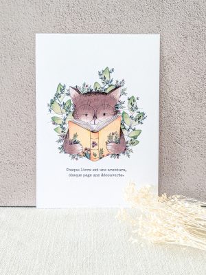 photo qui présente l'affiche "Jardin du chat lecteur" représentant un chat entrain de lire au milieu de la nature