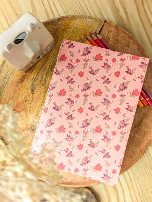 Carnet de notes artisanal de la collection "Secrets d'automne", motif "Grimoire doré"