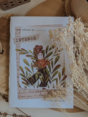 Couverture du zine INTENSE - personnage dans les feuilles